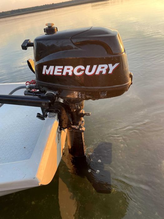 Извънбордов двигател