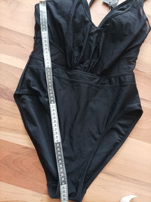 Нов цял бански S/M размер