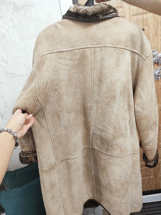 Натуральная  классная дубленка