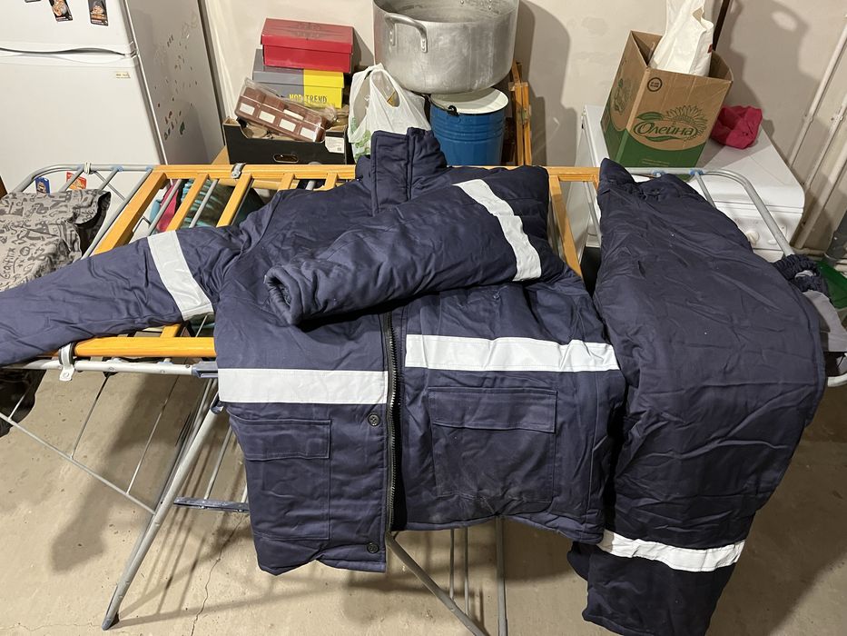 Продам зимную спецовку