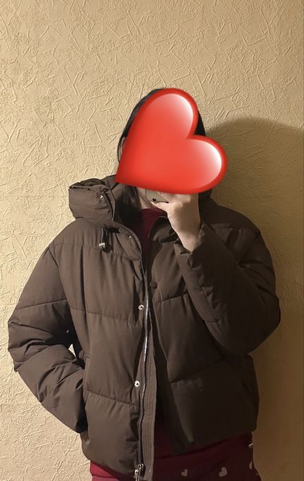 Продам стильную тёплую куртку