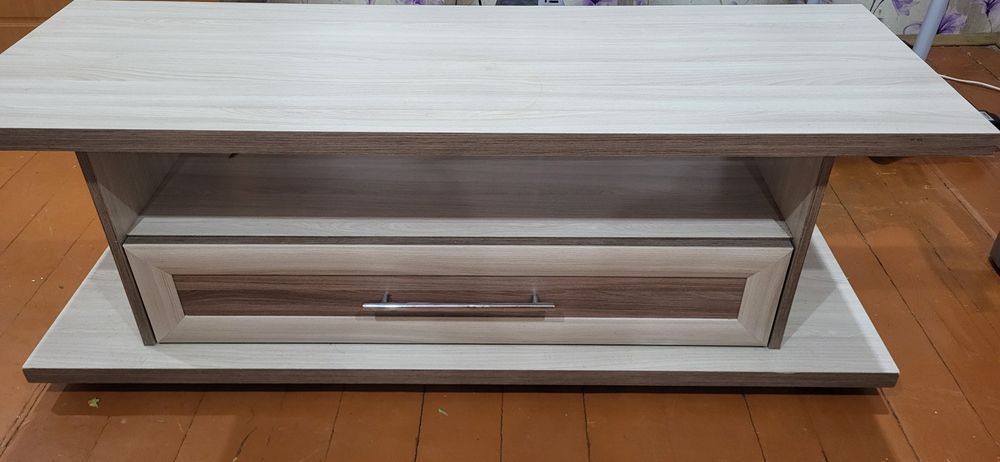 Тумбочка под телевизор