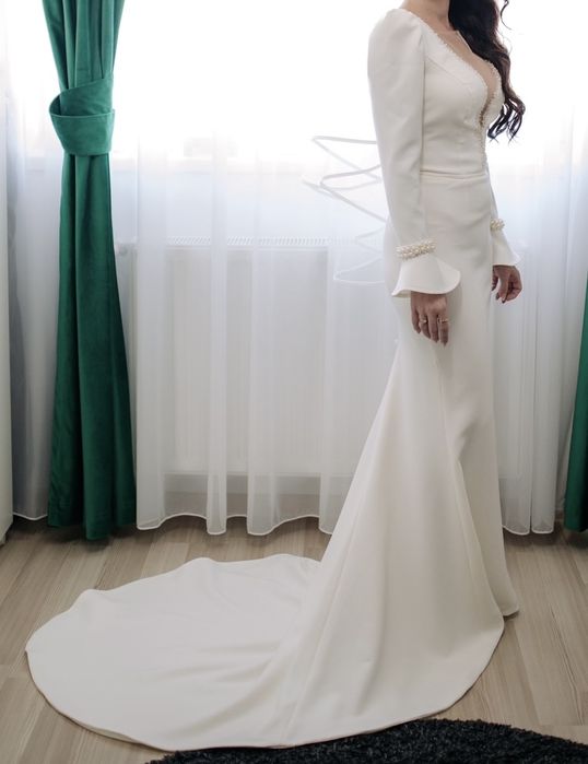 Rochie de mireasa tip sirena