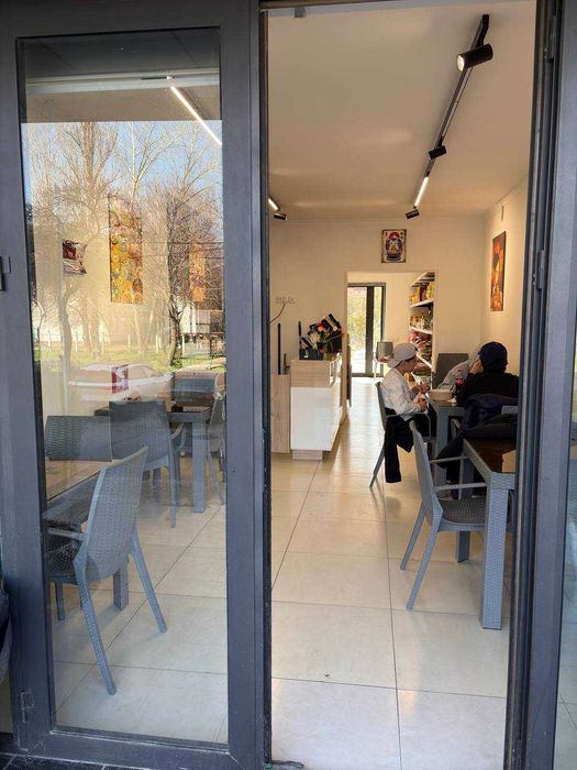 Сдаётся нежилое помещение под магазин/офис в Сергели 8    (1 этаж)