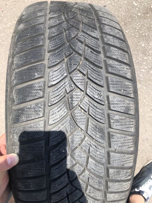 Гуми GOOD YEAR-215/50/17  DOT 3318