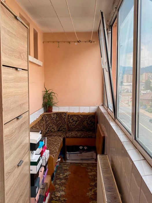 Apartament 3 Camere Decomandate | Zona Centrală | 2 Băi & 2 Parcări & Pod Privat