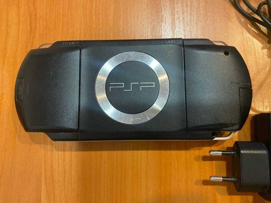 Sony PSP 1000 64gb flash с играми.