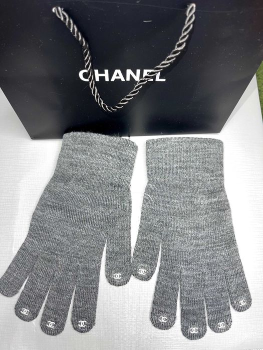сиви ръкавици унисекс шанел chanel с подарък чантичка зимни аксесоари