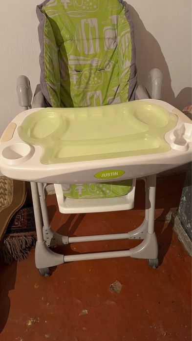 Балаларға тамақ ішуге арналған стол