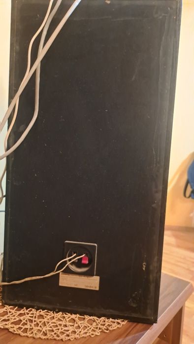 Ocazie! Vand boxa Sony 150w+statie amplificare 200 w