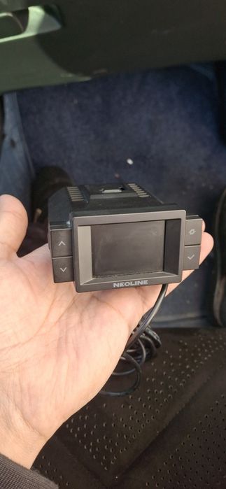 Neoline 9700 гибрид антирадар+видеорегистратор состояние отличное.
Ест