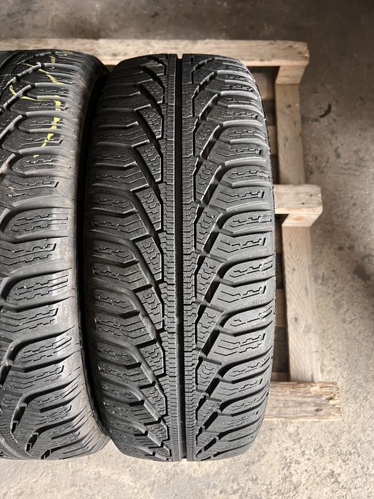 2 anvelope iarna 195/60/15 , uniroyal , 6.7 mm