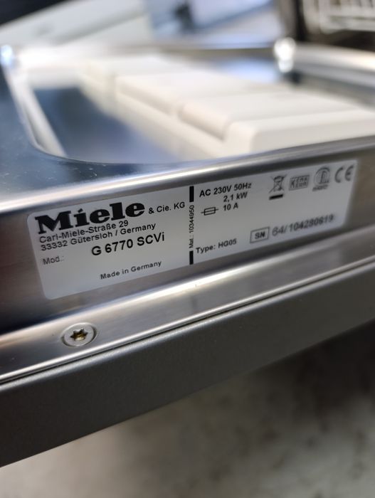 Съдомиялна за вграждане Miele A++ XXL