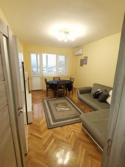Дава се под наем Тристаен апартамент в Варна, Победа - 80 кв.м за 428.91 € - Снимка #1