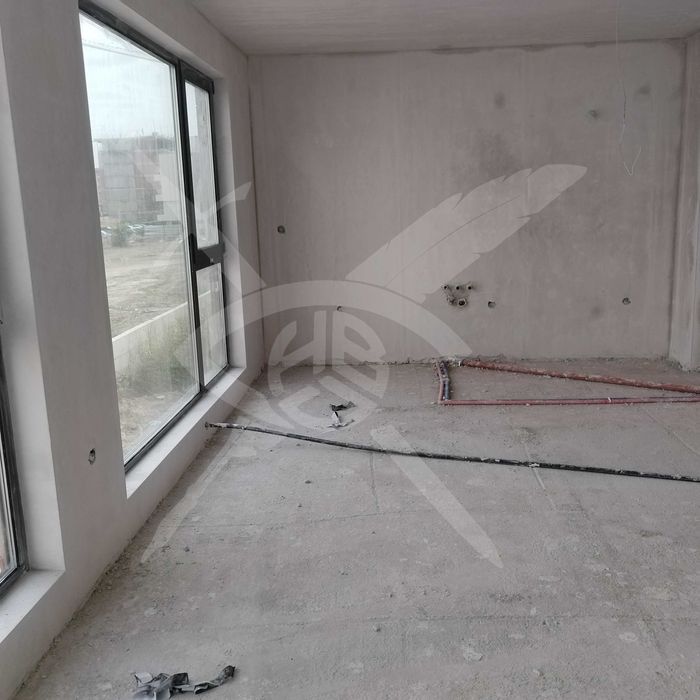 Продава се Тристаен апартамент в Пловдив, Христо Смирненски - 104 кв.м за 1303 €/кв.м - Снимка #2