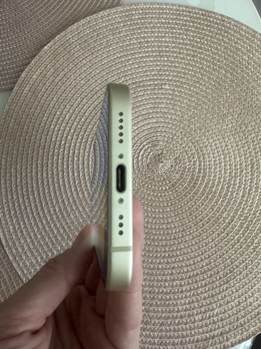 Iphone 15, impecabil