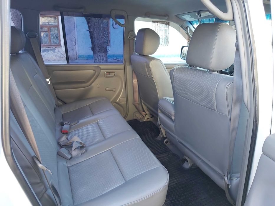Toyota Land Cruiser 100, 2004 г.