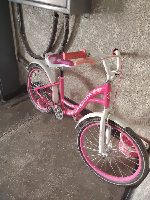 Bicicleta de fete roz