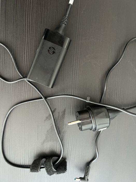 Laptop HP Envy x360 Convertible 15 – Ryzen 5, 8GB RAM, Touchscreen