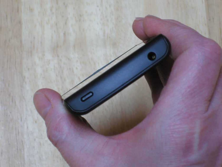 Телефон LG Optimus 7 Windows Phone