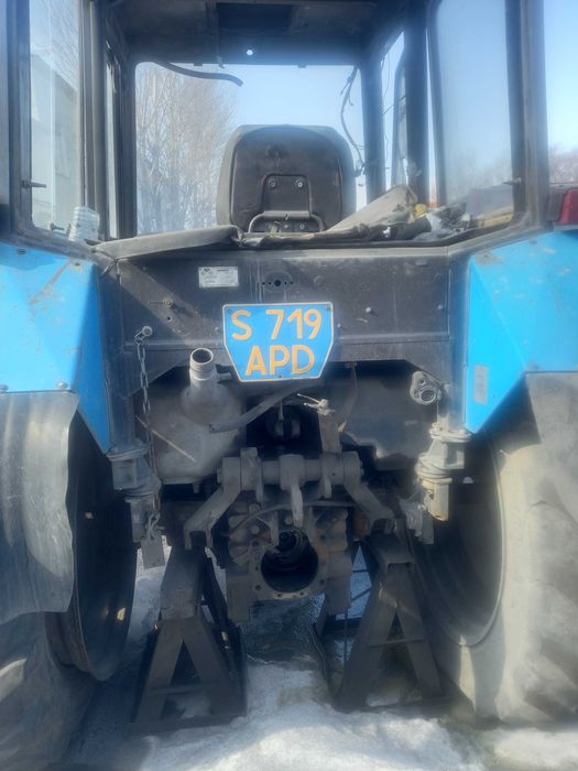 Трактор колесный МТЗ б/у