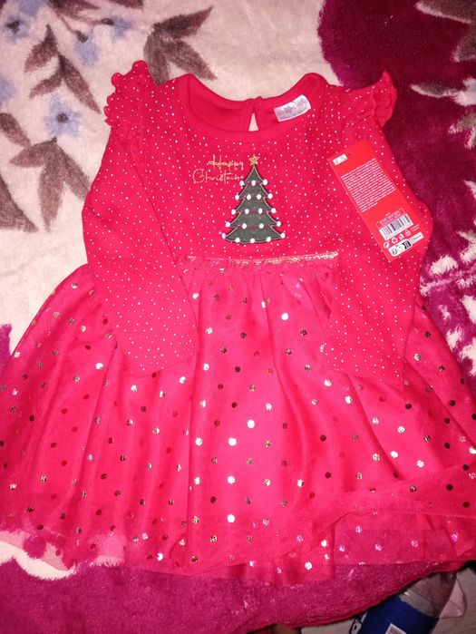 Rochită nouă cu eticheta