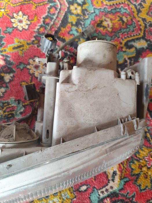 Фары на Мазду кронос