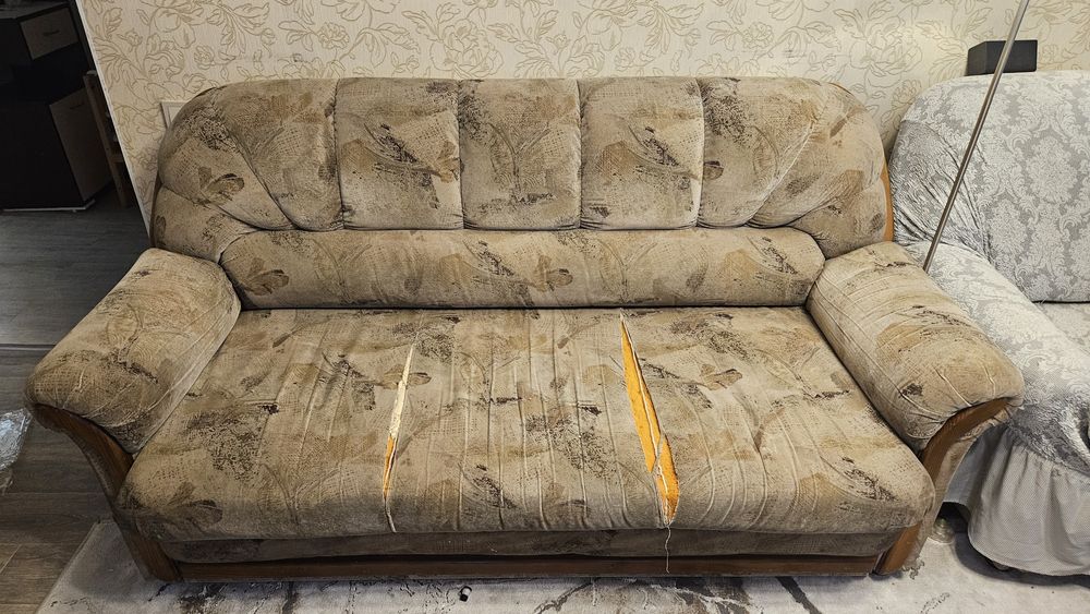 Диван и 2 кресла бесплатно