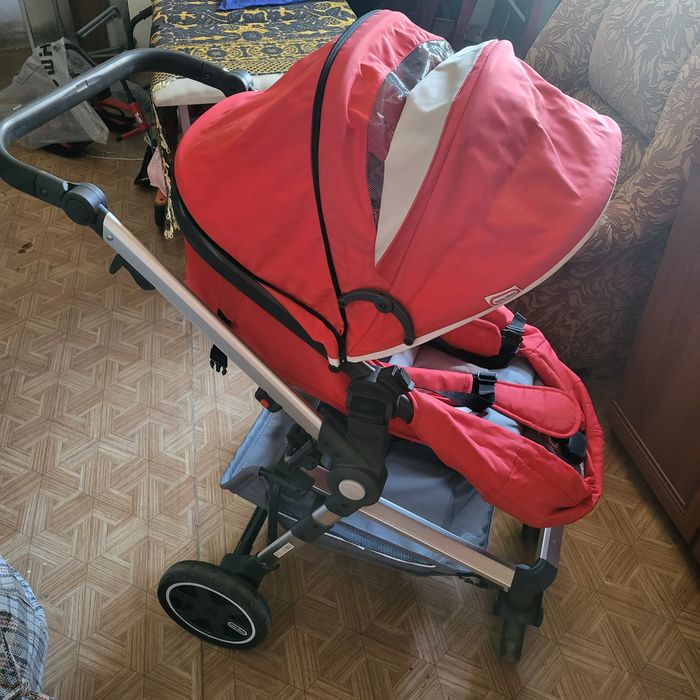 Продам хорошую коляску трансформер