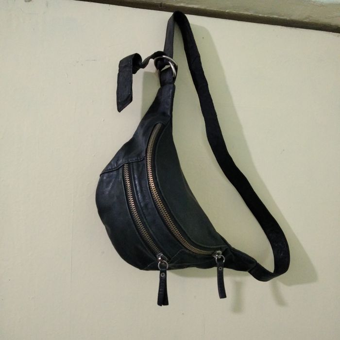 Продам кожаные сумки.