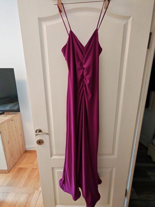 Rochie de ocazie , L , dar se potriveste la un S
