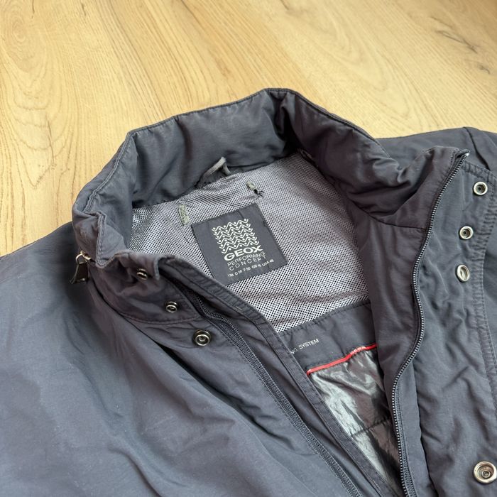 Geacă Bleumarin Geox Mărimea 56 (USA 46) - Tehnologie Thermore