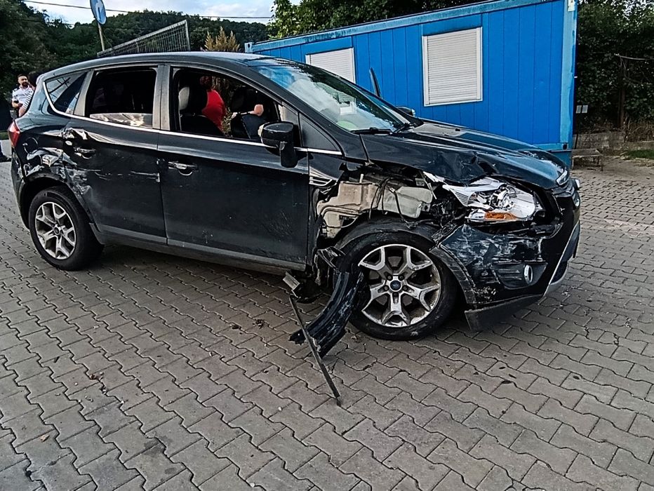 Ford kuga 2.0 2011 avariat
