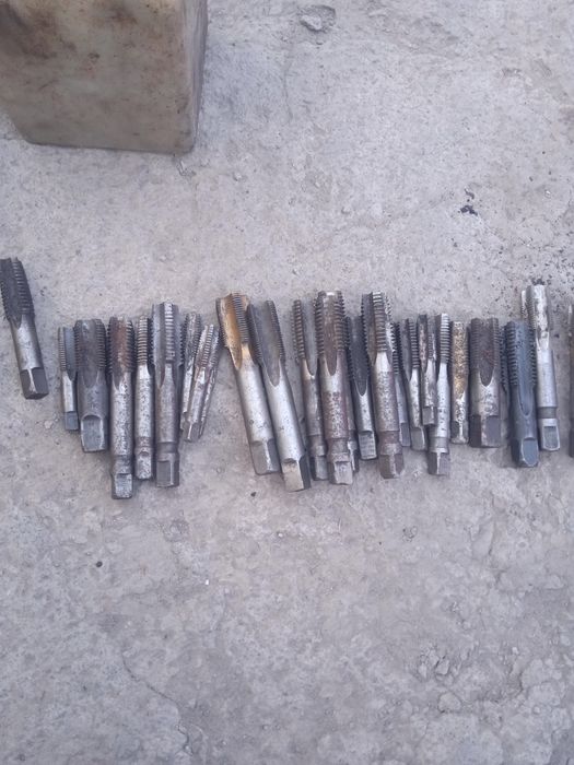 Продам металлорежущие инструменты