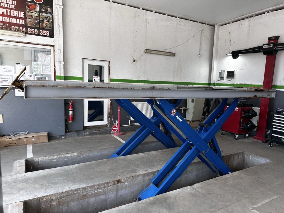 Vand elevator foarfeca