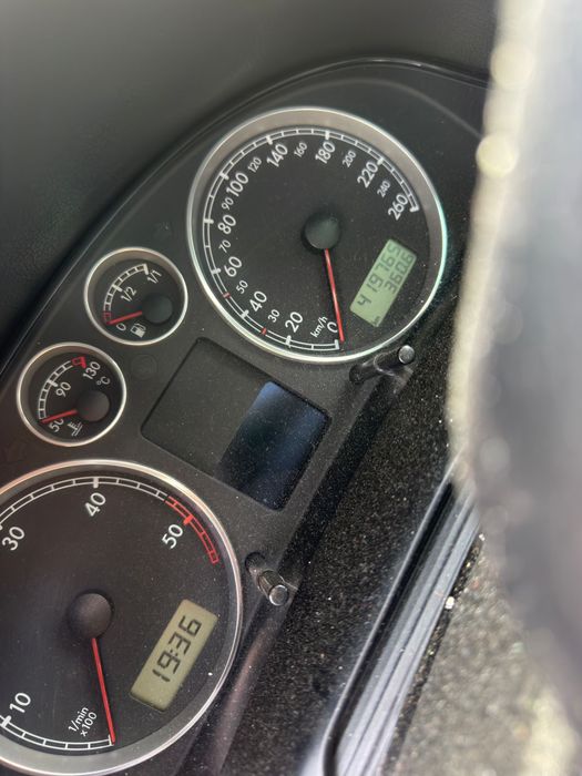 Passat 1.9 tdi an 2002