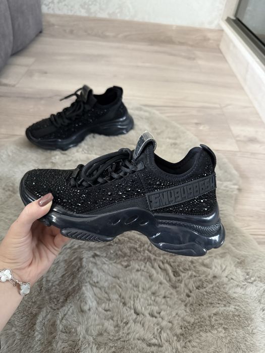 Сникърси Steve Madden