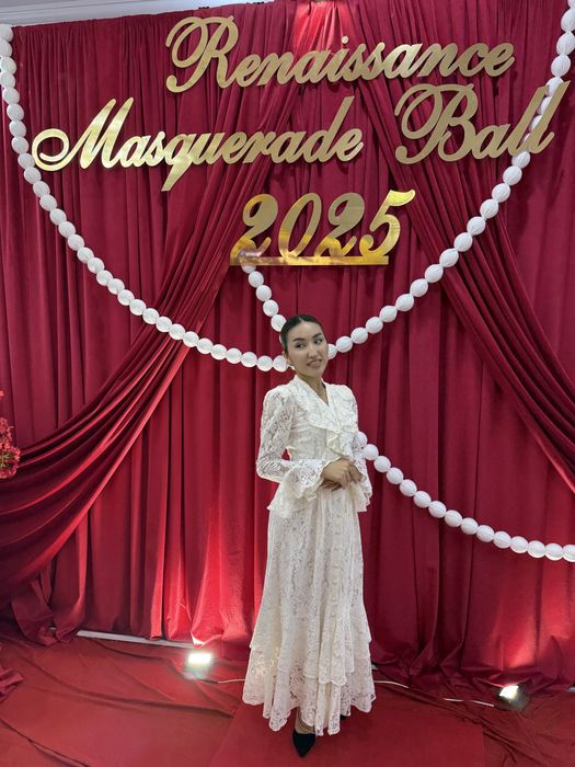 Продаю несколько платьев