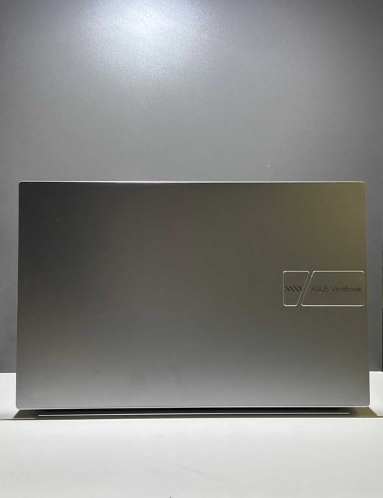 Asus Core i3/12-поколение