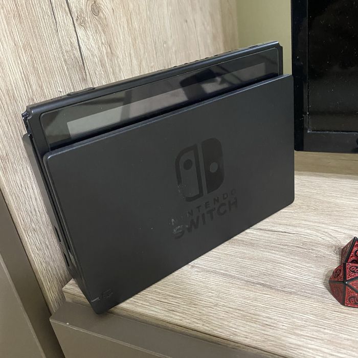 Vand consola nintendo switch cu jocuri