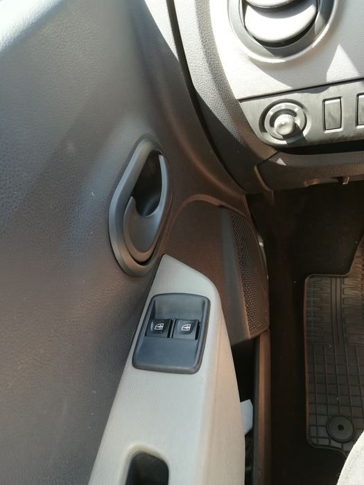 Vând Dacia Dokker