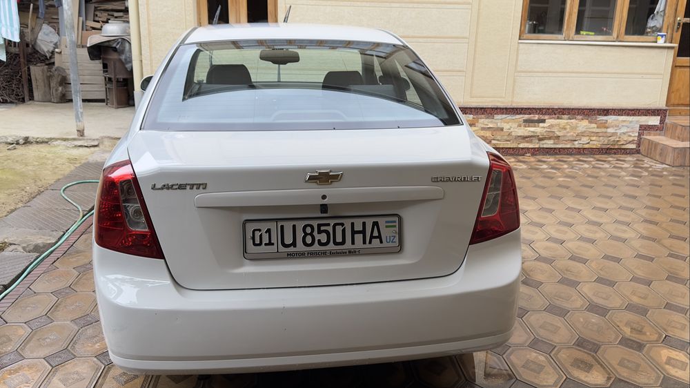 Продаю LACETTI, 1,8, 2011г.