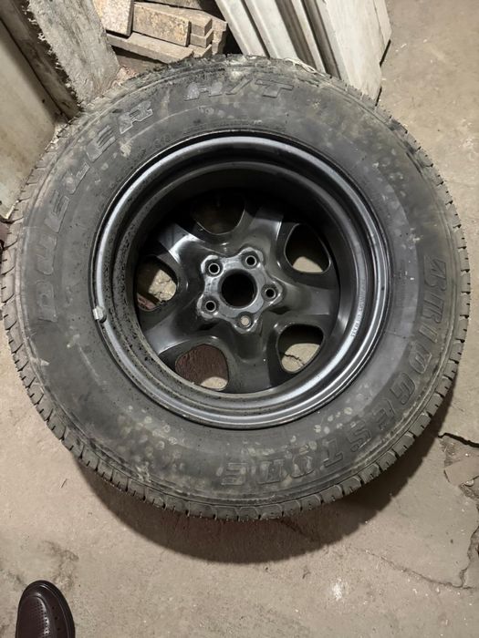 Диски с шинами на запаску