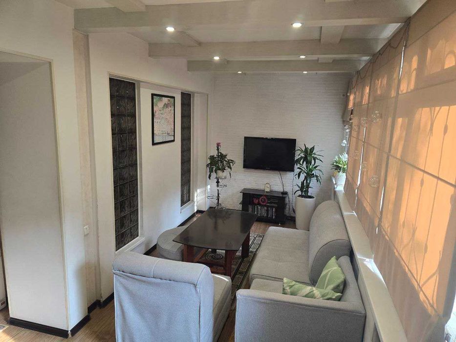 Продается квартира в центре (ул. С.Азимова)