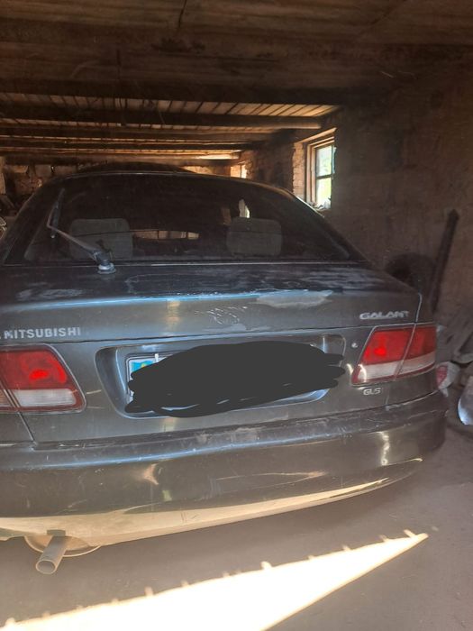 Mitsubishi galant