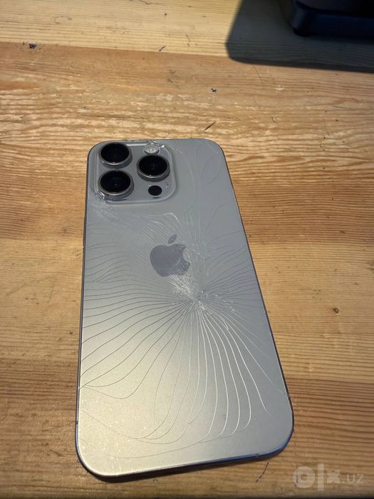 Iphone 15 pro с коробкой