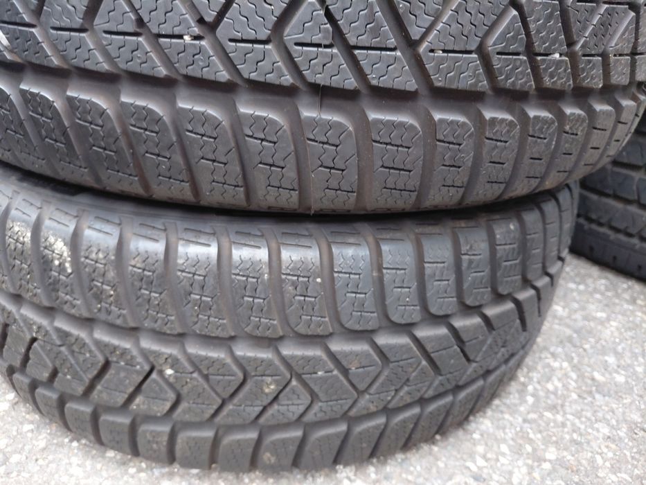 205/40/18" Pirelli 4бр.гуми