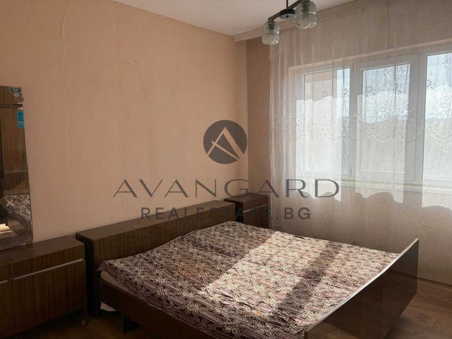 Продава се Тристаен апартамент в Пловдив, Изгрев - 90 кв.м за 1247 €/кв.м - Снимка #2