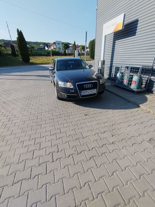 Vând audi A6 C6 benzină