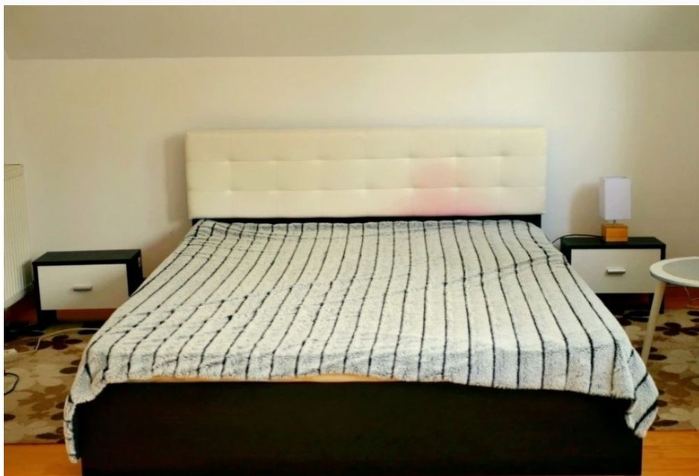 Garsoniera Busteni mansarda balcon